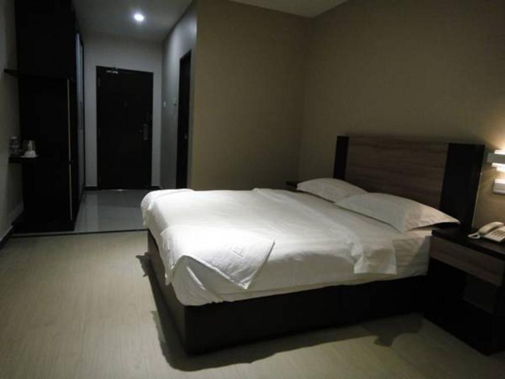 Galaxy Hotel Simpang Ampat  Εξωτερικό φωτογραφία